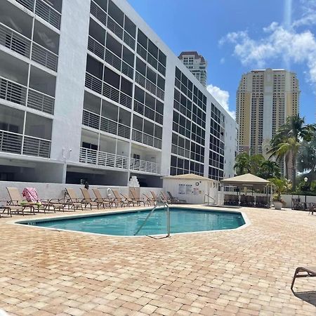 Le Frontenac Villa Sunny Isles Beach Kültér fotó